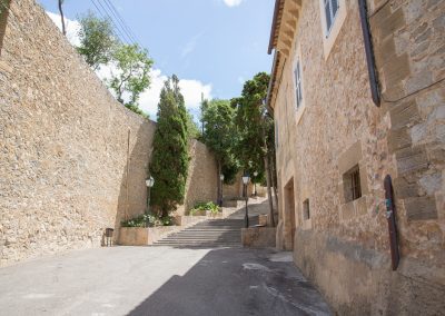 Arta - Blick seitlich der Kirche Transfiguració del Senyor Mallorca