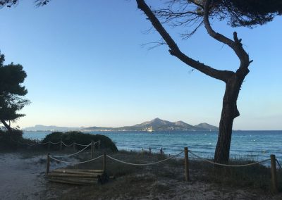 Mallorca - Playa de Muro mit Blick auf Port d'Alcudia