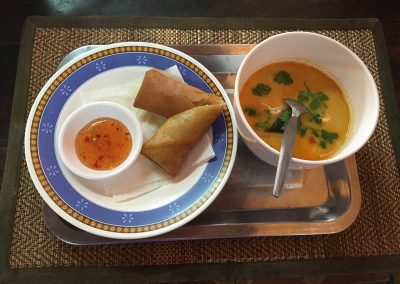 Chiang Mai - Kochkurs - Frühlingsrolle mit Garnelen-Kokos-Suppe