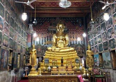 Wat Paknam Phasi Charoen - goldene Buddha-Statue - Bangkok