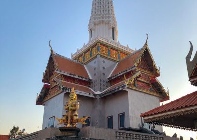 Ayutthaya Wat Phutthai Sawan Außenansicht des Zentrums