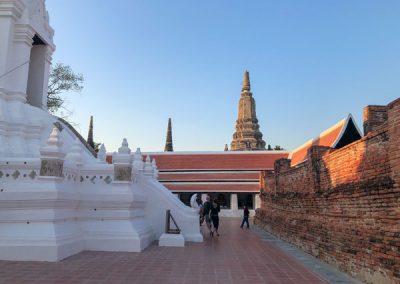 Ayutthaya Wat Phutthai Sawan - Innenhof