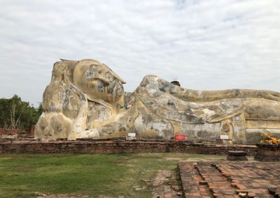 Ayutthaya Wat Lokayasutharam - The Reclining Buddha