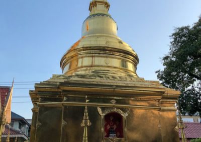 Chiang Rai Wat Phra Sing - Goldener Chedi