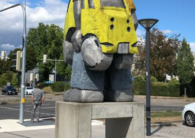Bietigheim-Bissingen - Skulptur "Taxifahrer" am Bahnhof