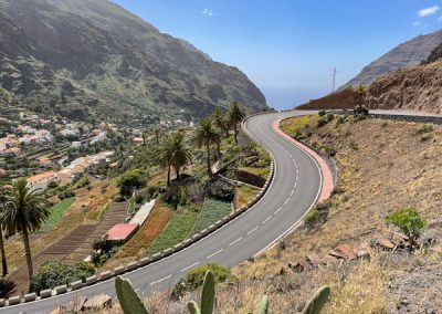 Wandern auf La Gomera: Rundwanderung El Guro - La Vizcaina: Die Hauptstraße GM-1