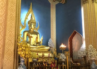 Bangkok - Wat Benchamabopitr - Buddha-Statue im Tempel
