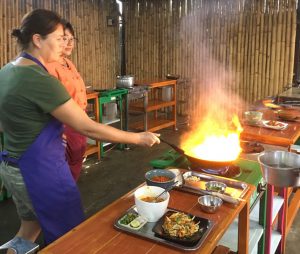 Chiang Mai - Kochkurs - Ich beim Kochen