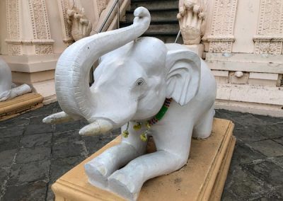 Phra Pathom Chedi - Elefantenskulptur - Nakhon pathom