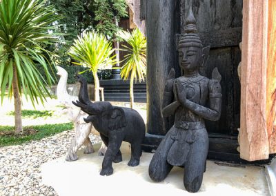 Chiang Rai Black House/Baandam - Skulpturen