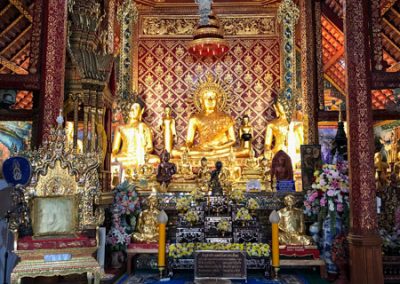 Chiang Rai Wat Phra Sing - das Innere des Ubosot