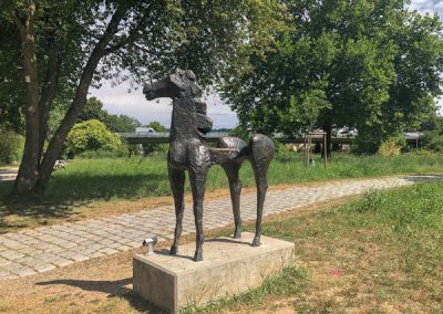 Bietigheim-Bissingen - Bürgergarten - Skulptur Junges Pferd 1974