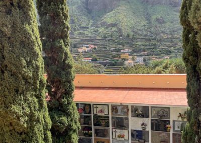 Wandern auf La Gomera: Rundwanderung El Guro - La Vizcaina: Der Friedhof des Valle Gran Rey
