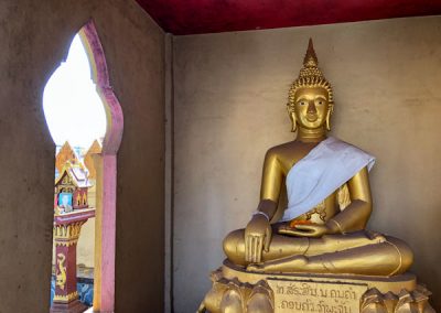 Wat That Luang Tai - Buddha-Statue